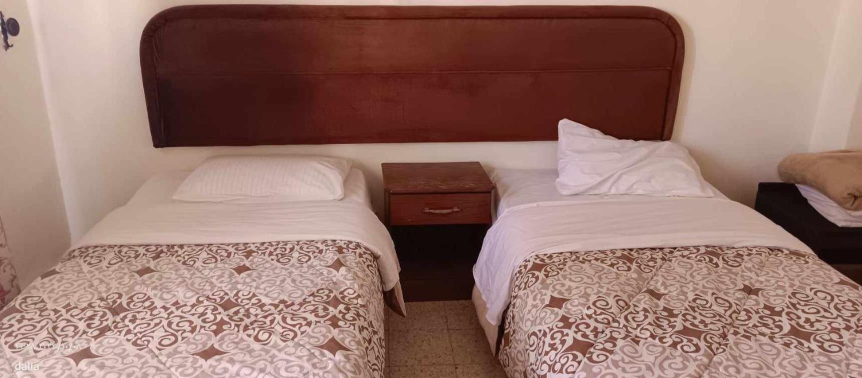 Student House Hostel Мадаба Екстериор снимка
